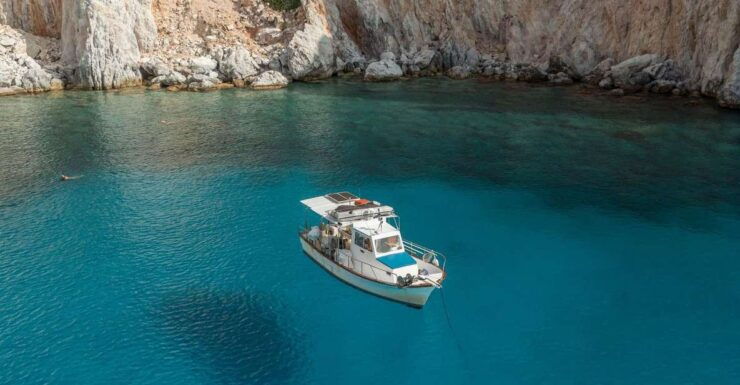 Private Cruise – Day Pollonia Polyaigos - Highlights of the Experience