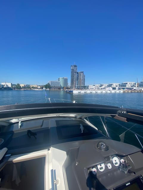 Private Cruise on a Luxury Motor Yacht - Inclusions and Amenities