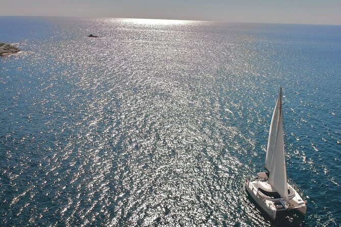 Private Cruise Sunset With Meal in Santorini - Cruise Details