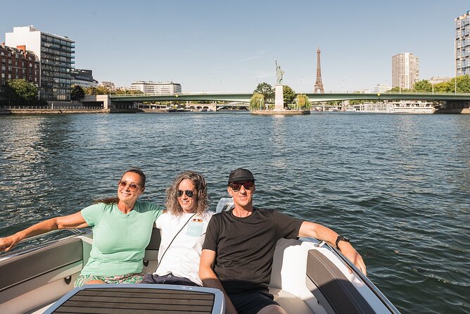 Private Cruise to Discover Paris - Unique Experience on the Seine River