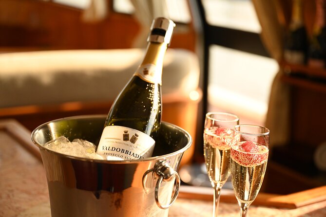 Private Cruises in Prague - The Sum Up