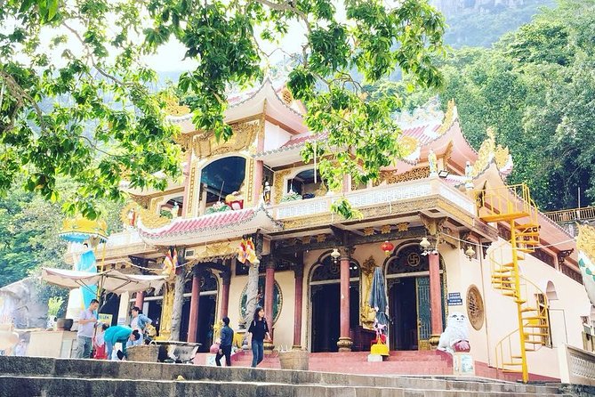 Private Cu Chi Tunnels and Cao Dai Temple 1 Day Tour - Tour Duration and Logistics