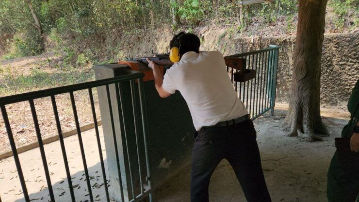 Private Cu Chi Tunnels Half Day Tour in Hcmc. - Tour Duration and Guide Availability