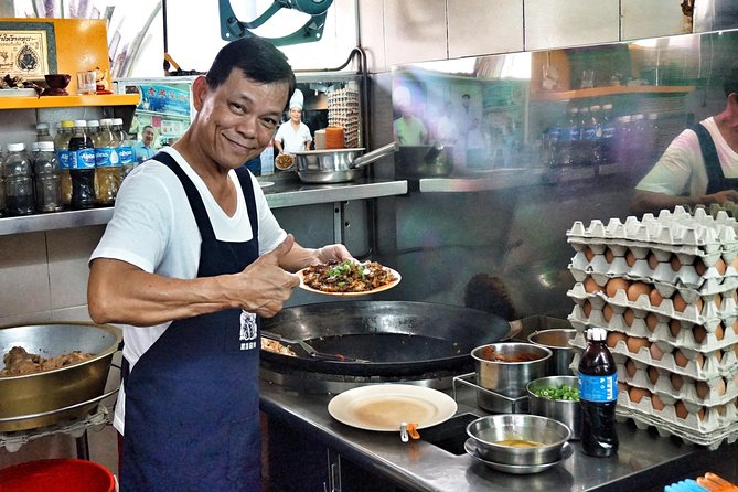 Private Cultural and Historical Singapore Food Tour With Local Hawker Centre - Tour Guides Tailored Experience