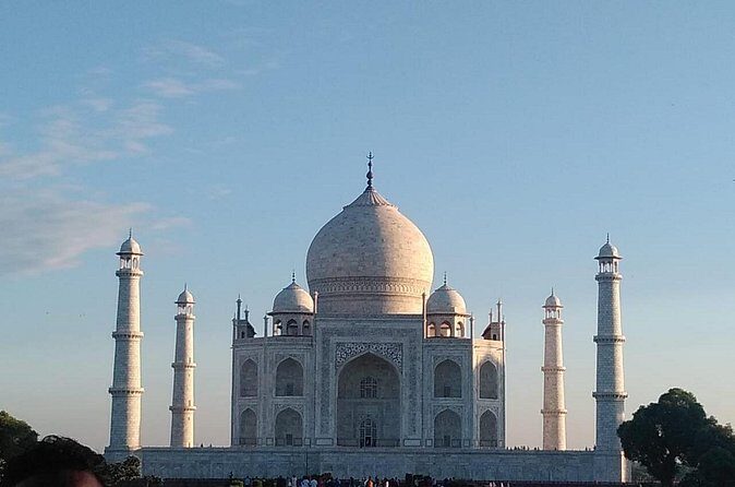 Private Cultural Taj Mahal Tour by Gatimaan Express Train - Why This Tour Offers Great Value