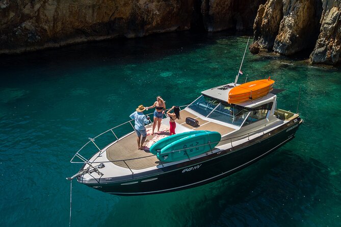 Private Custom Blue & Green Cave Tour With Yacht From Hvar Town - Itinerary Customization