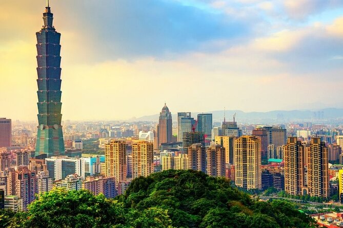 Private Custom Tour With a Local Guide in Taipei - Tour Overview
