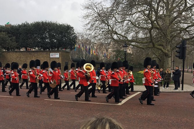 Private Custom Walking Tour: Half Day Sightseeing Tour of London - The Sum Up