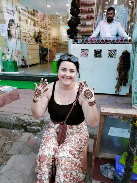 Private Customize Delhi Shopping Tour With Female Consultant - Itinerary and Optional Stops