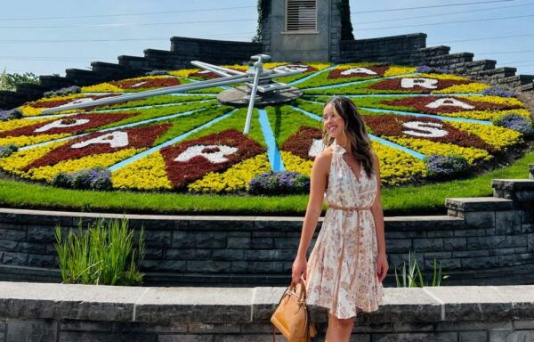 Private & Customized Niagara Falls Tour For up to 100 People - Common Questions