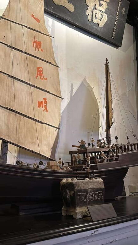 Private Customized Singapore Walking Tour - Practical Details and Considerations