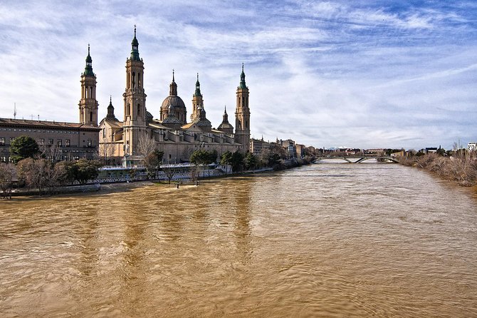 Private Customized Tour From Barcelona to Zaragoza With Guide and Transportation - Tour Highlights