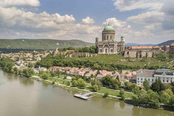 Private Danube Bend Experience With a Comfortable Air Conditioned Car - Itinerary Overview