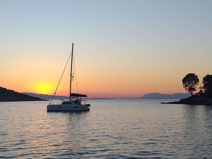 Private Day Gruises With Catamaran - Activity Details