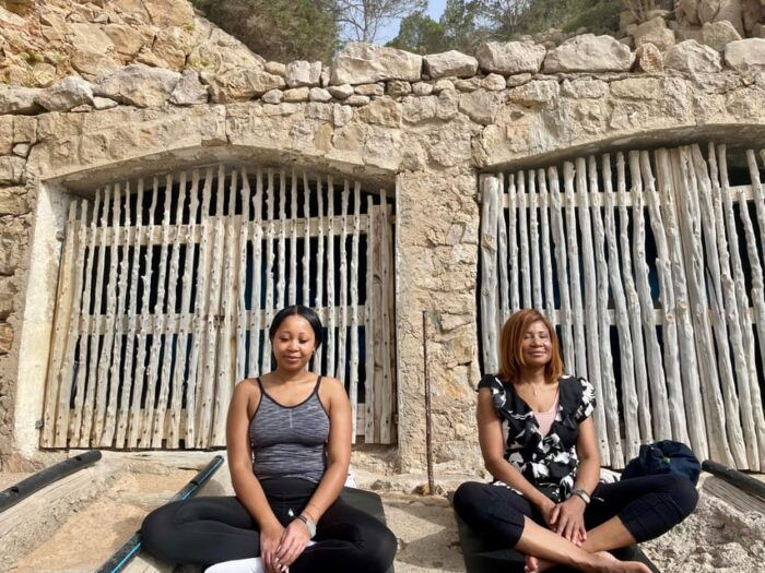 Private Day Retreat: Hike, Yoga, Relaxation & Singing Bowls - Common Questions