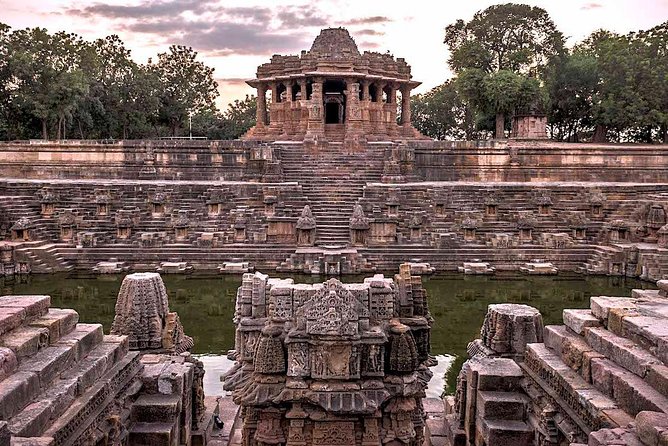 Private Day Tour From Ahmedabad: Modhera, Rani Ki Vav & Patan - Traveler Reviews