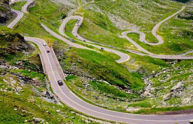 Private Day Tour From Bucharest to Transfagarasan Road - Itinerary Highlights