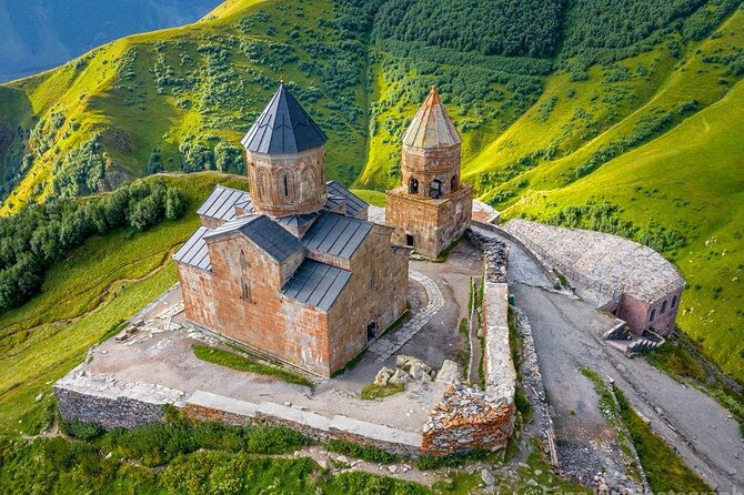 Private Day Tour From Tbilisi to Kazbegi and Gudauri - Tour Highlights