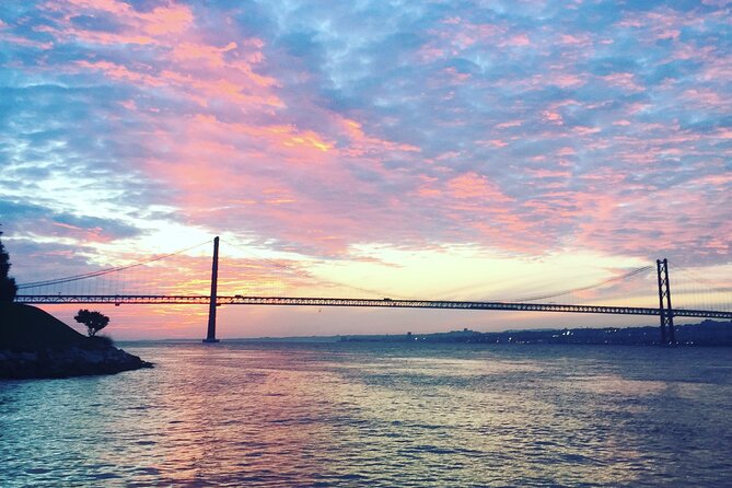 Private Day Tour Grand Lisbon Sintra Mafra by Luxury Vehicle - Luxury Vehicle Experience