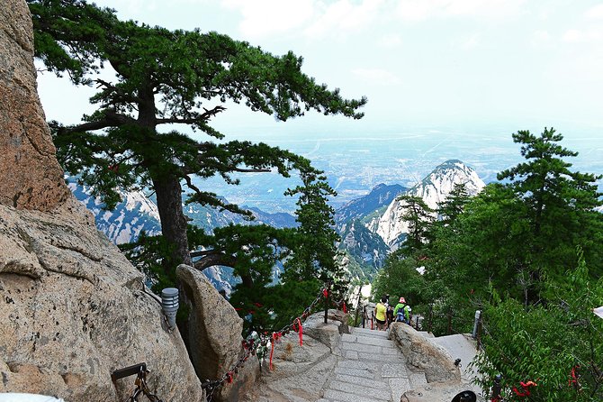 Private Day Tour: Mountain Huashan With Local Food - Tour Highlights