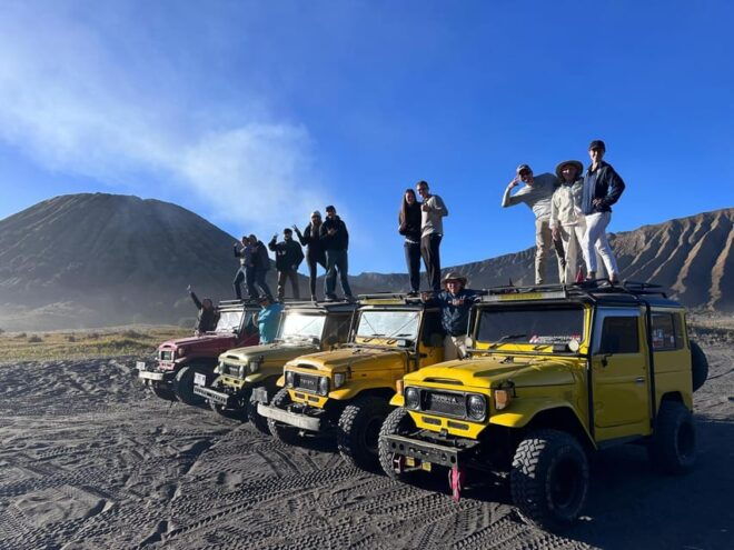 Private Day Tour Mt. Bromo & Madakaripura Waterfall - Transportation Details