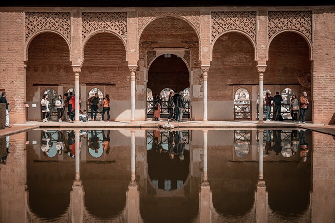Private Day Tour of La Alhambra and Granada From Cadiz - The Sum Up