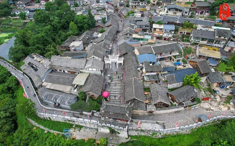 Private Day Tour of Qingyan Ancient Town & Yelang Valley in Guiyang - Two very different Guiyang stops in one day
