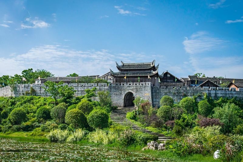 Private Day Tour of Qingyan Ancient Town & Yelang Valley in Guiyang - A private car makes the pairing practical
