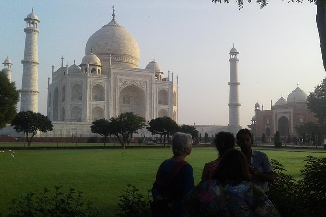 Private Day Tour of Taj Mahal-Agra Fort From Delhi All Inclusive - Tour Inclusions