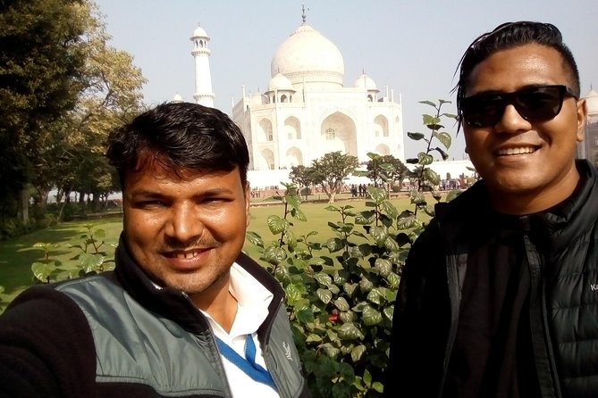 Private Day Tour of Taj Mahal and Agra Fort by Fastattrain - Tour Highlights