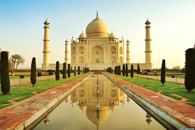 Private Day Tour of Taj Mahal and Agra Fort From Delhi By Car - Comfortable Transportation