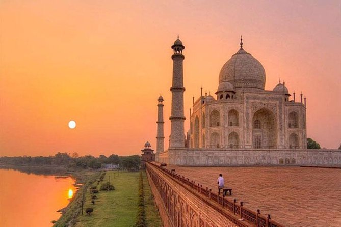 Private Day Tour of Taj Mahal and Agra Fort From Delhi By Car - Accessibility and Requirements