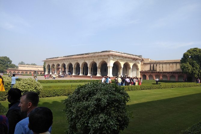 Private Day Tour of Taj Mahal With Old Agra Heritage Walk and Rickshaw Ride - Reviews and Ratings