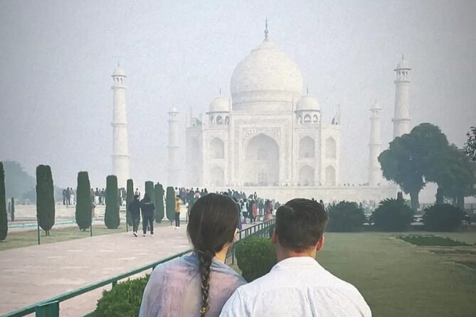 Private Day Tour Of Tajmahal From Chennai With Car,Entrances,Meal - The Sum Up