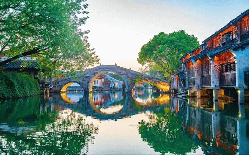 Private day tour of Wuzhen East Scenic Zone and West Scenic Zone - Price, inclusions, and extra costs