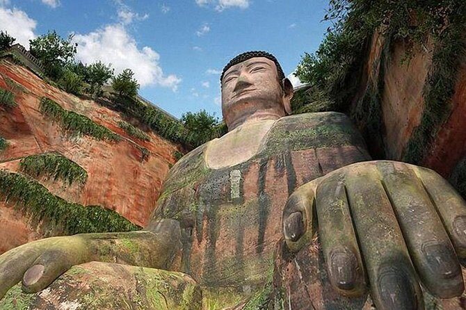 Private Day Tour to Chengdu from Beijing by Air: Leshan Giant Buddha and Pandas - FAQ