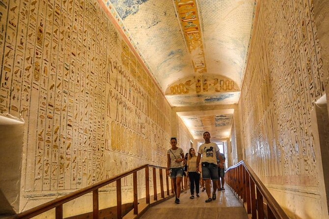 Private Day Tour to East and West Banks in Luxor - Itinerary Overview