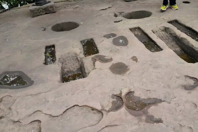 Private Day Tour to Fishing City and Laitan Old Town in Chongqing - The Practicalities: What to Expect