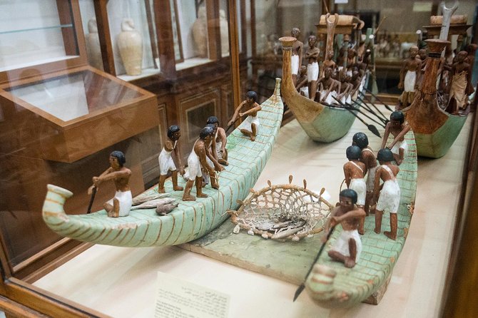 Private Day Tour to Giza Pyramids, Sphinx Egyptian Museum and Citadel - End Point and Cancellation Policy