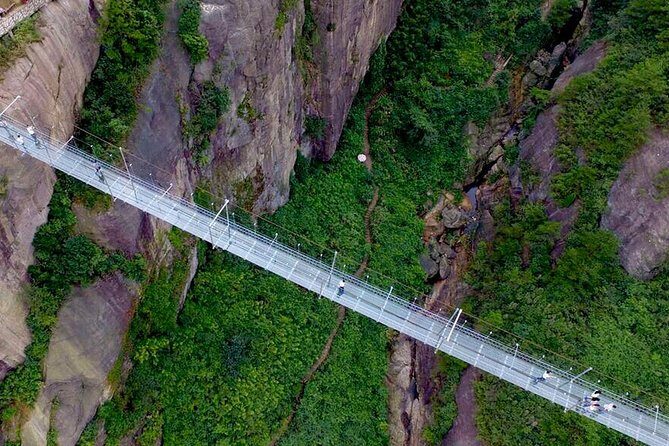 Private Day Tour to Gulong Canyon and Jiulong Town from Guangzhou - The Complete Experience: What You Can Expect