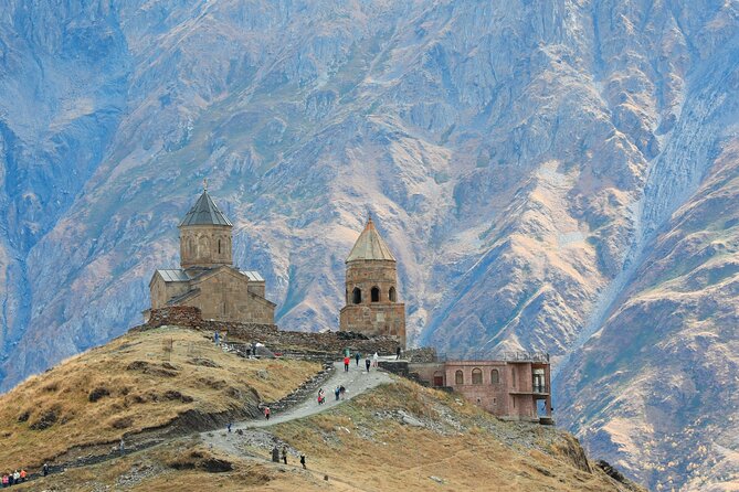 Private Day Tour to Kazbegi and Gudauri - Additional Information