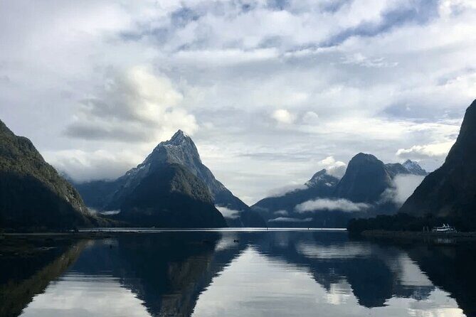 Private Day tour to Milford Sound from Queenstown - Exploring the Private Day Tour to Milford Sound from Queenstown