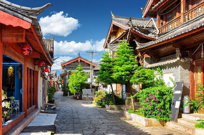 Private Day Tour to Shangri-la from Lijiang by Car - FAQ