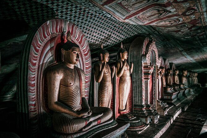 Private Day Tour to Sigiriya, Dambulla & Pidurangala Rock - FAQs