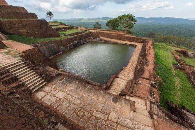 Private Day Tour to Sigiriya, Dambulla & Pidurangala Rock - FAQ