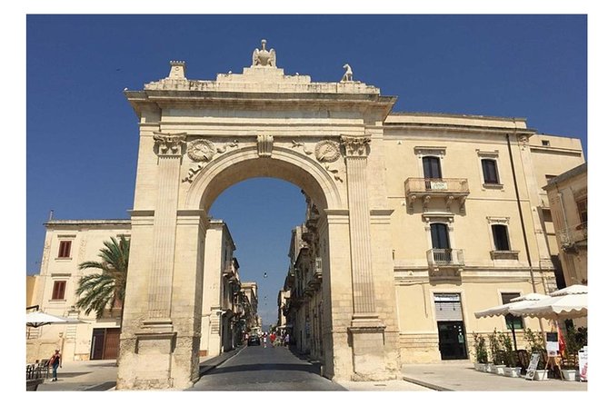 Private Day Tour to Syracuse and Noto - Price and Booking
