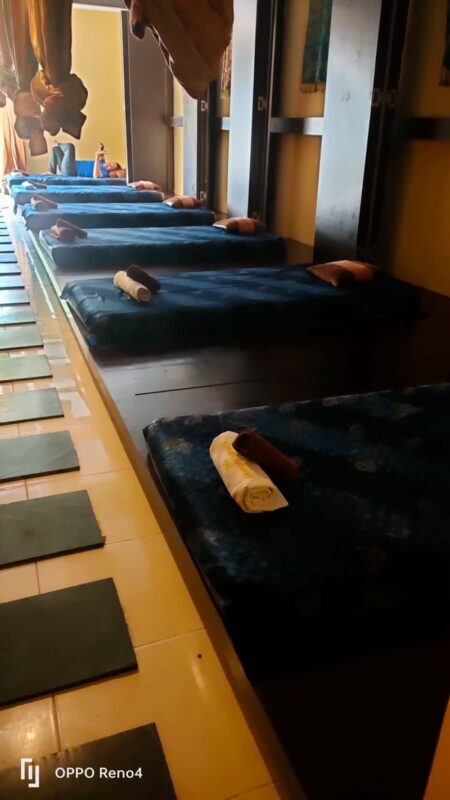 Private Day Tour with Photography, Seafood Lunch, and Spa in Bintan - Weather, timing, and practical arrangements