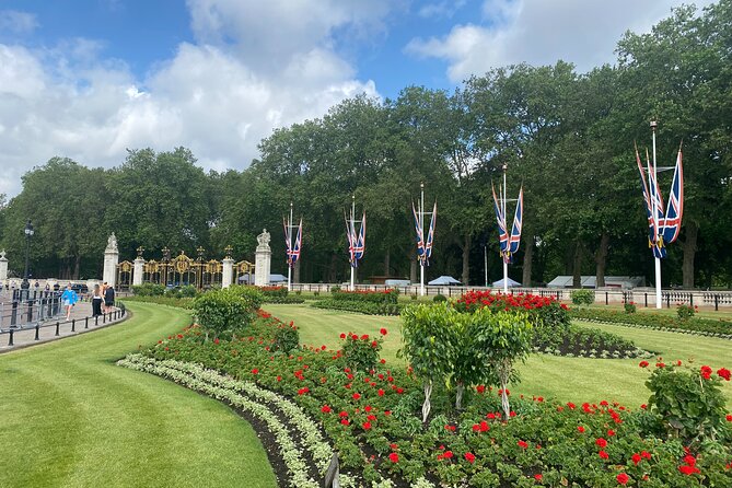 Private Day Tours in London - Personalized Service and Tour Guide Expertise