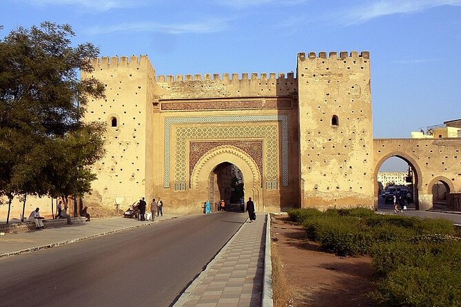 Private Day Trip From Fes to Volubilis Moulay Idriss and Meknes - Additional Tour Information