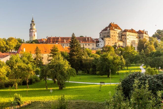 Private Day Trip From Linz to Cesky Krumlov and Back - Transportation and Accessibility